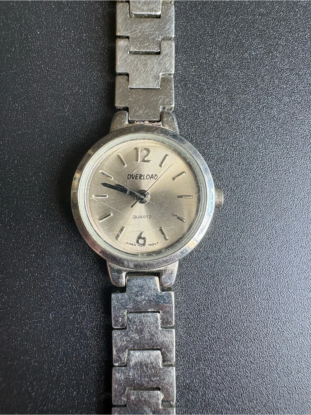 Silver Quartz Women's Bracelet Watch - Silver
